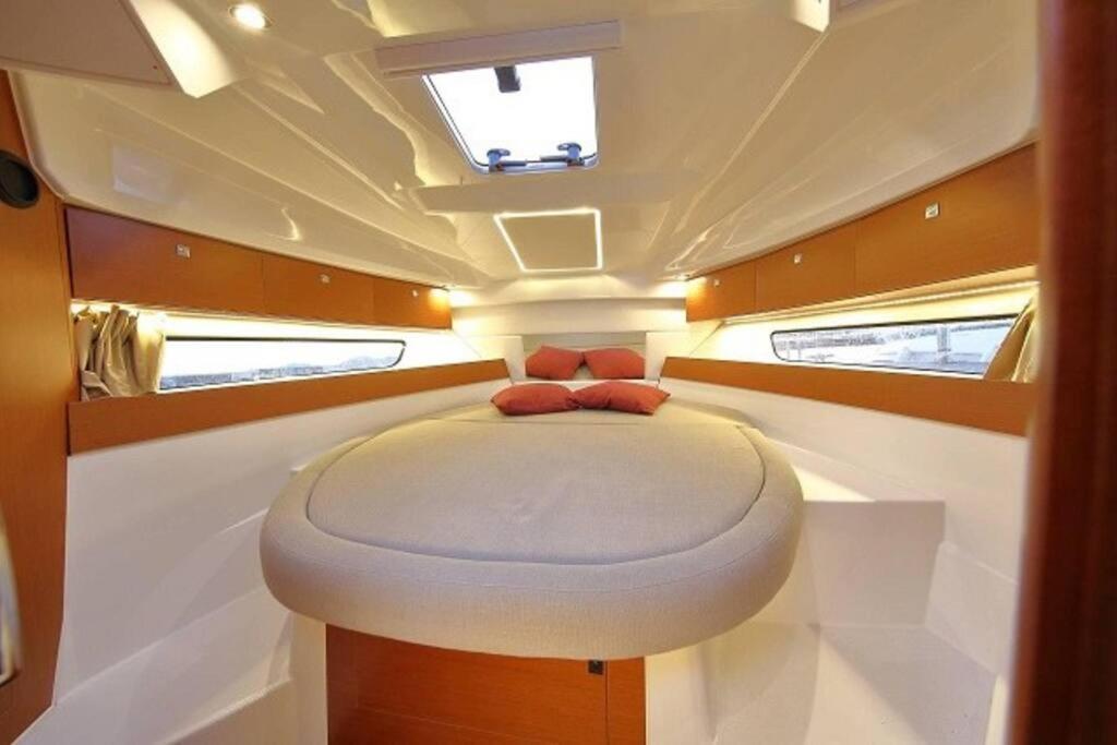 Sejour Sur Bateau De Plaisance Hotel Mandelieu La Napoule Luaran gambar